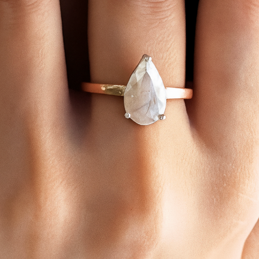 Anillo Diamante Brown Pera