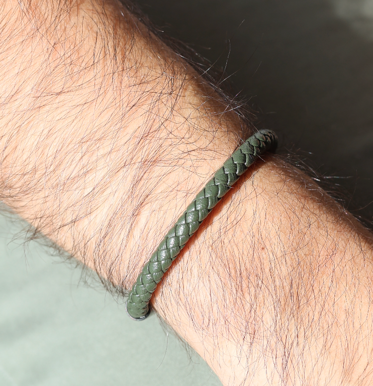 Pulsera Cuero Verde Militar