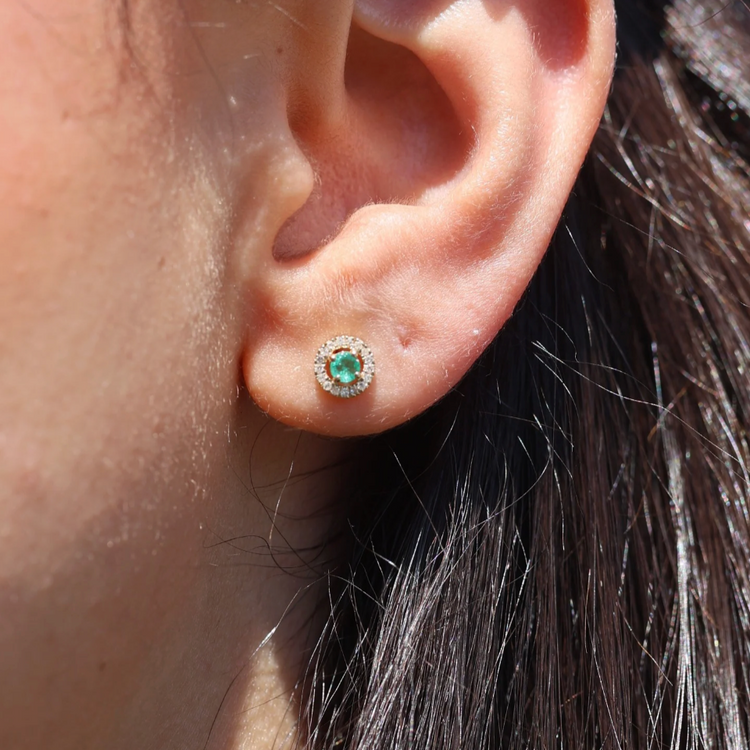 Aretes Esmeralda  Halo Diamantes