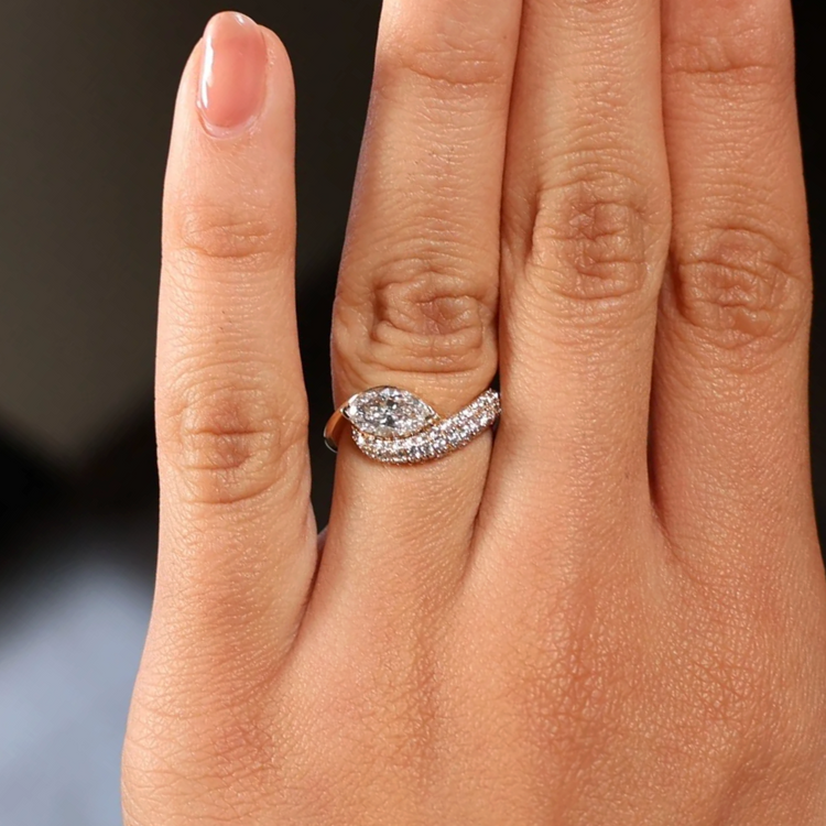 Anillo Pera Pave Diamantes