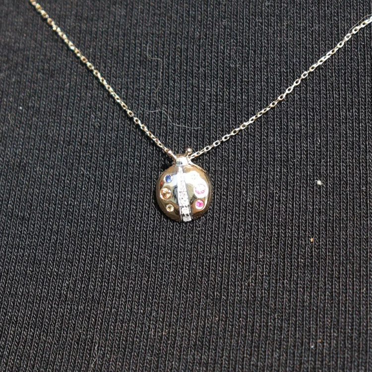 Dije Lady Bug Zafiros