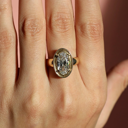 Anillo Diamante  Oval Bisel