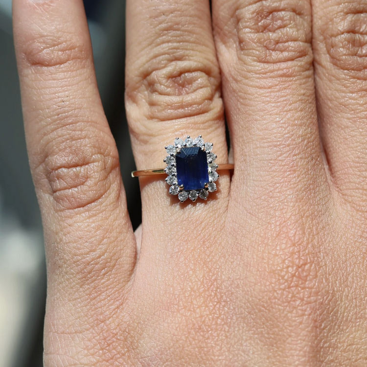 Toi et Moi Pear &amp; Oval Sapphire Ring 
