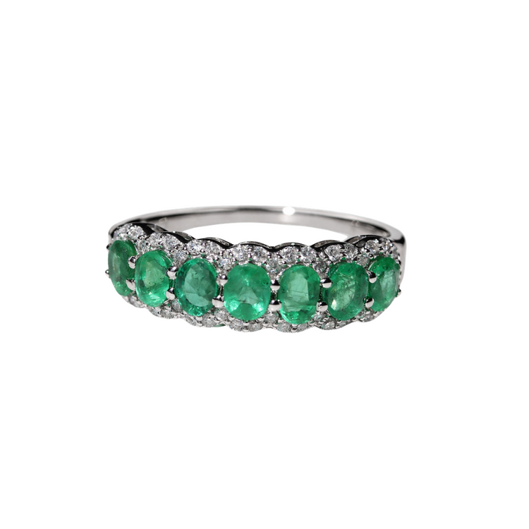 Emerald Halo Ring with Diamonds