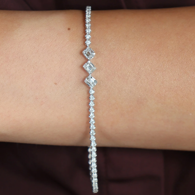 Diamond link bracelet