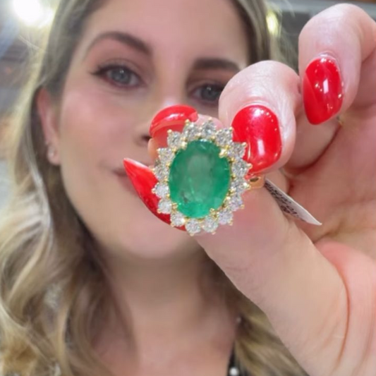 Anillo lady di de esmeralda y diamantes