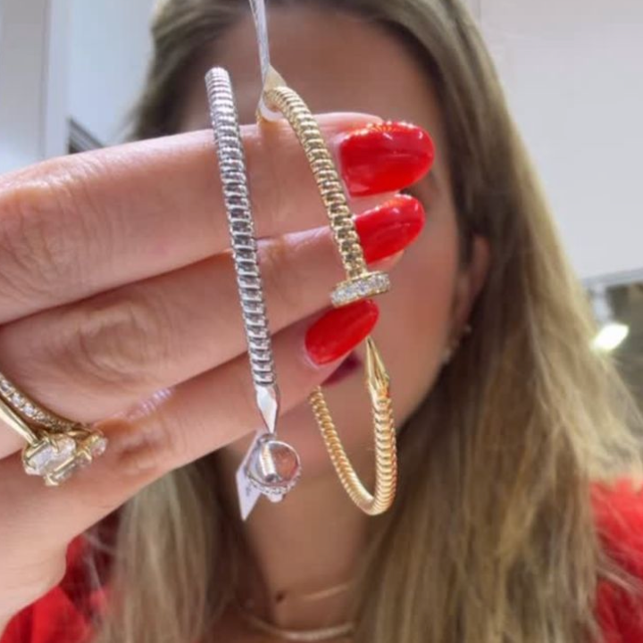 Pulseras de tornillo con diamantes