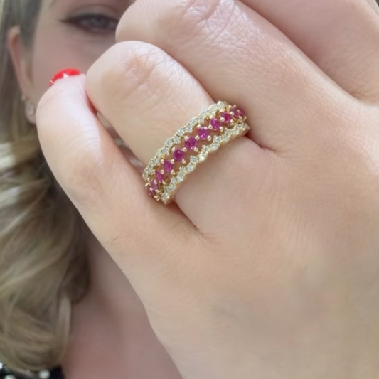 Churumbela con rubies y diamantes