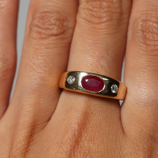 Anillo Rubí Diamantes