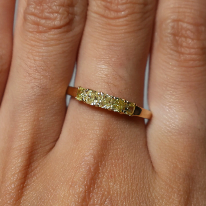 Anillo Diamantes Fancy Yellow