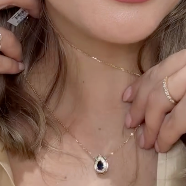 Dije Zafiro pera con Diamantes