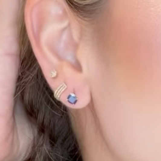 Studs de Zafiro