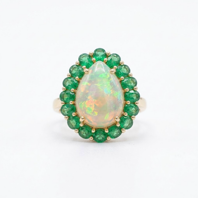 Anillo ópalo y esmeraldas