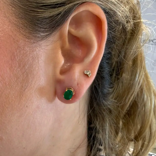 studs oval esmeralda