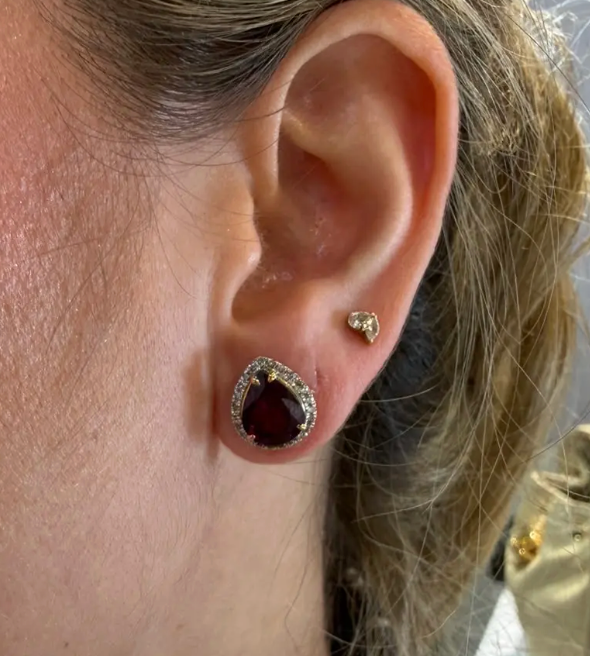 aretes granate y diamantes