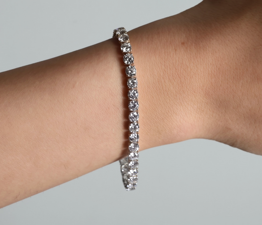 tennis bracelet