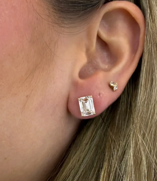 Studs Emerald 4ctw