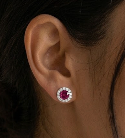 Aretes Rubí halo diamantes