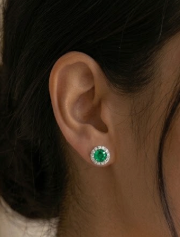 Aretes esmeralda halo de diamantes