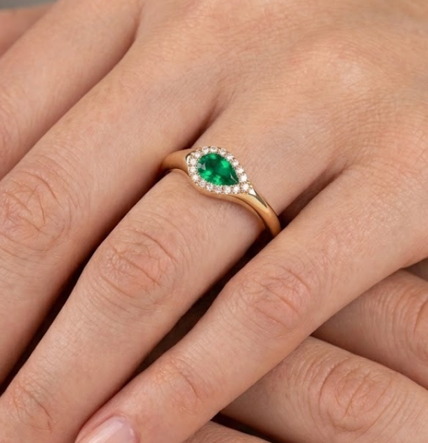 Anillo Esmeralda