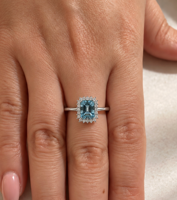 Anillo Aguamarina