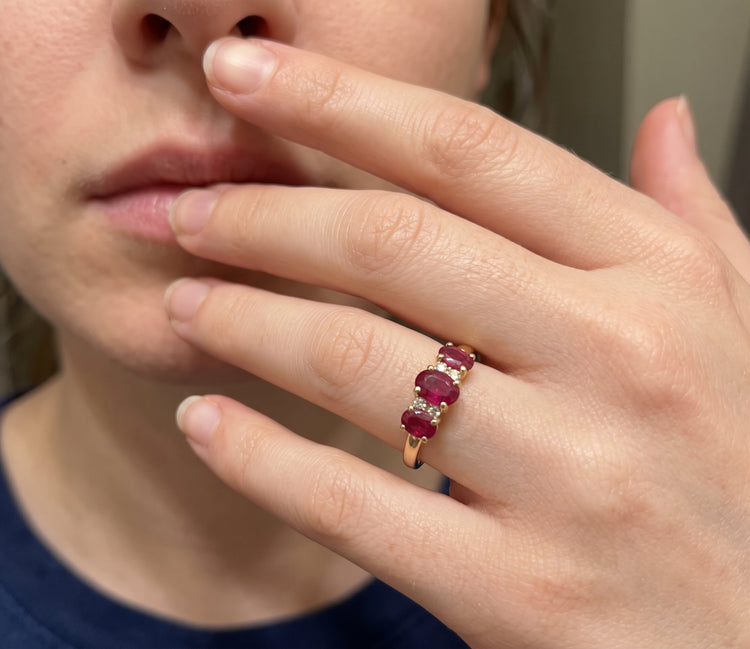 Anillo Diamantes y Rubíes
