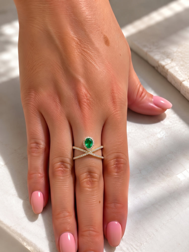 Anillo Esmeralda Pear
