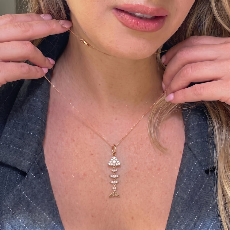 Collar Pescado Diamantes