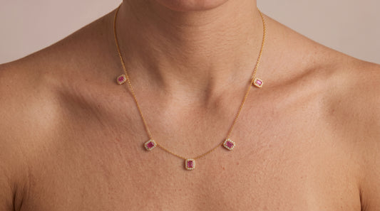 Collar con zafiro rosa y diamantes