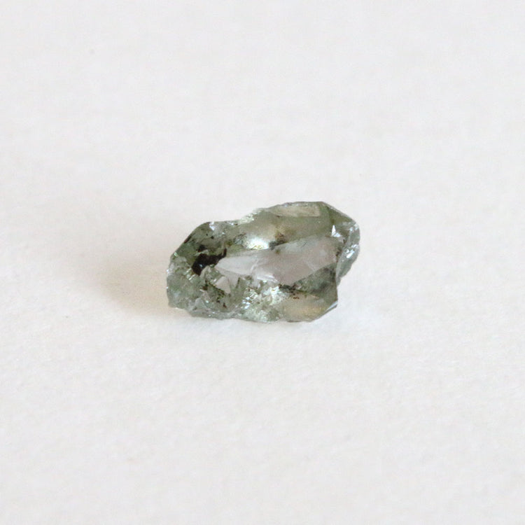 Diamante Rough Grey de 0.16 ct