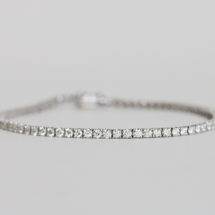 Tennis Bracelet de Oro Blanco con 3ct de Diamantes