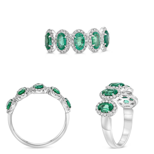 Oval Emerald Ring