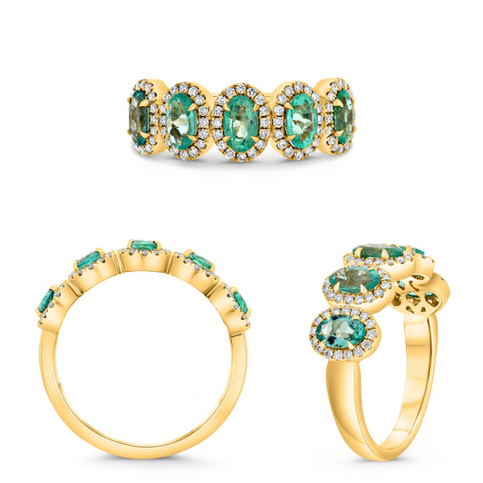 Oval Emerald Ring