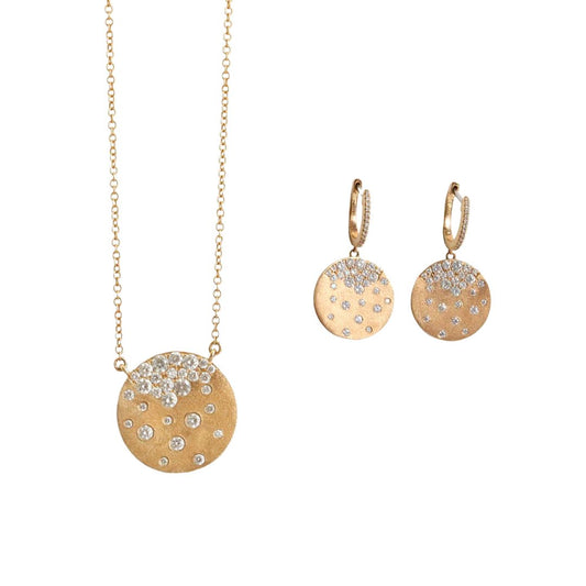 Juego collar y aretes con diamantes en oro amarillo 14 k