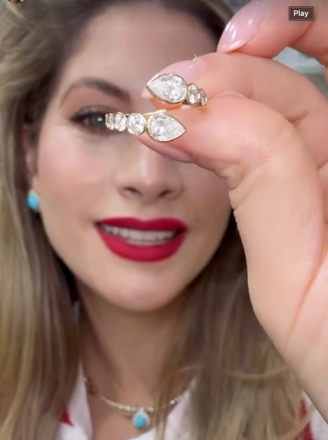 Anillo Marquise and round Lab
