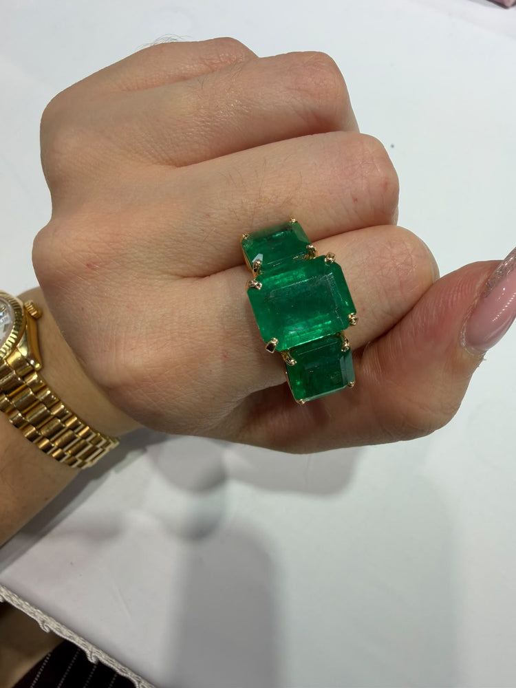 Anillo Esmeraldas Tresillo