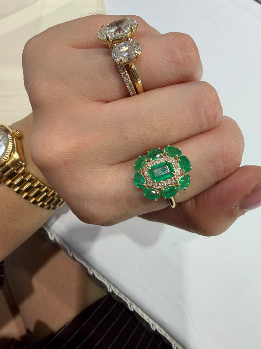 Anillo Esmeralda Diamantes