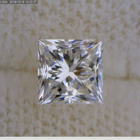 Diamante Princesa de 0.91 quilates